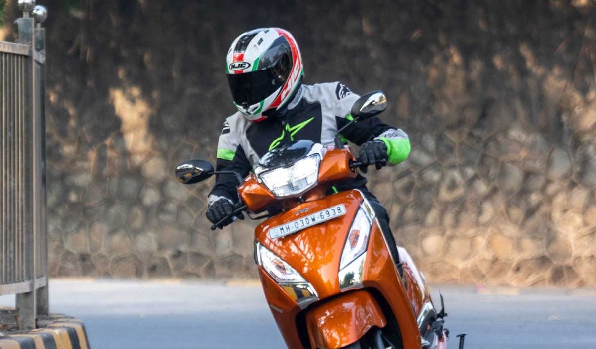 TVS Jupiter 125 Power Style and Efficiency in One Package 2