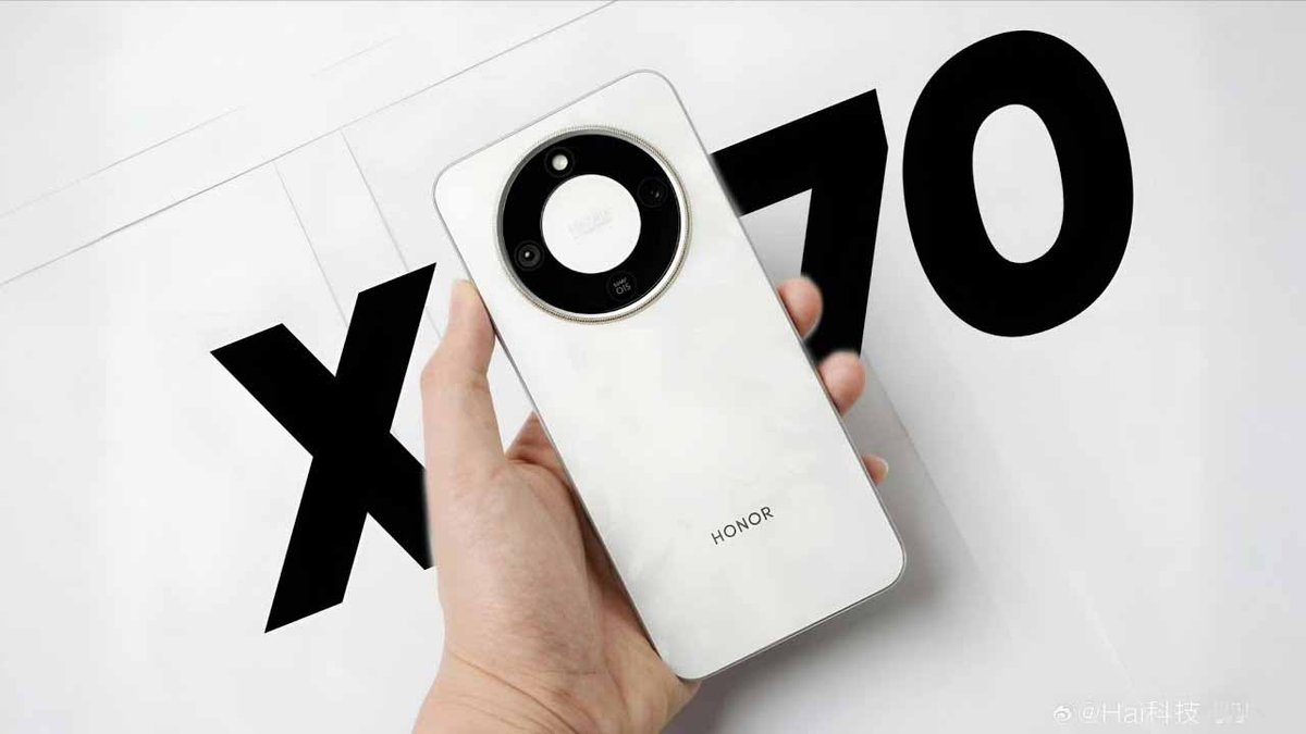 This New Phone's Battery is So Big, It Makes Flagships Look Anemic (1)