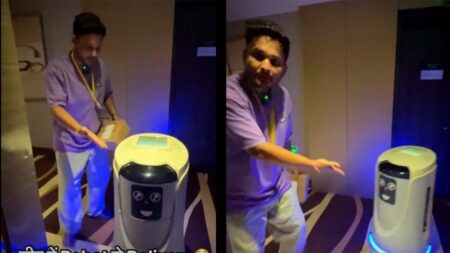 UP Influencer Goes Viral After Robot Delivers Package in China (Video)